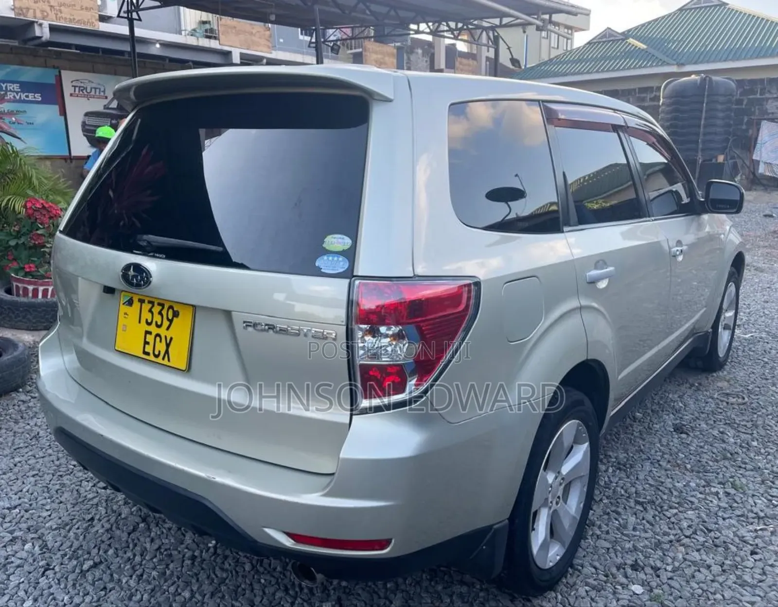 Subaru Forester 2010 Ivory