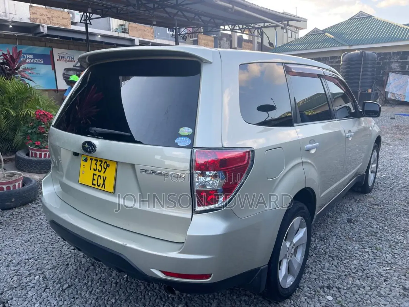 Subaru Forester 2010 Ivory