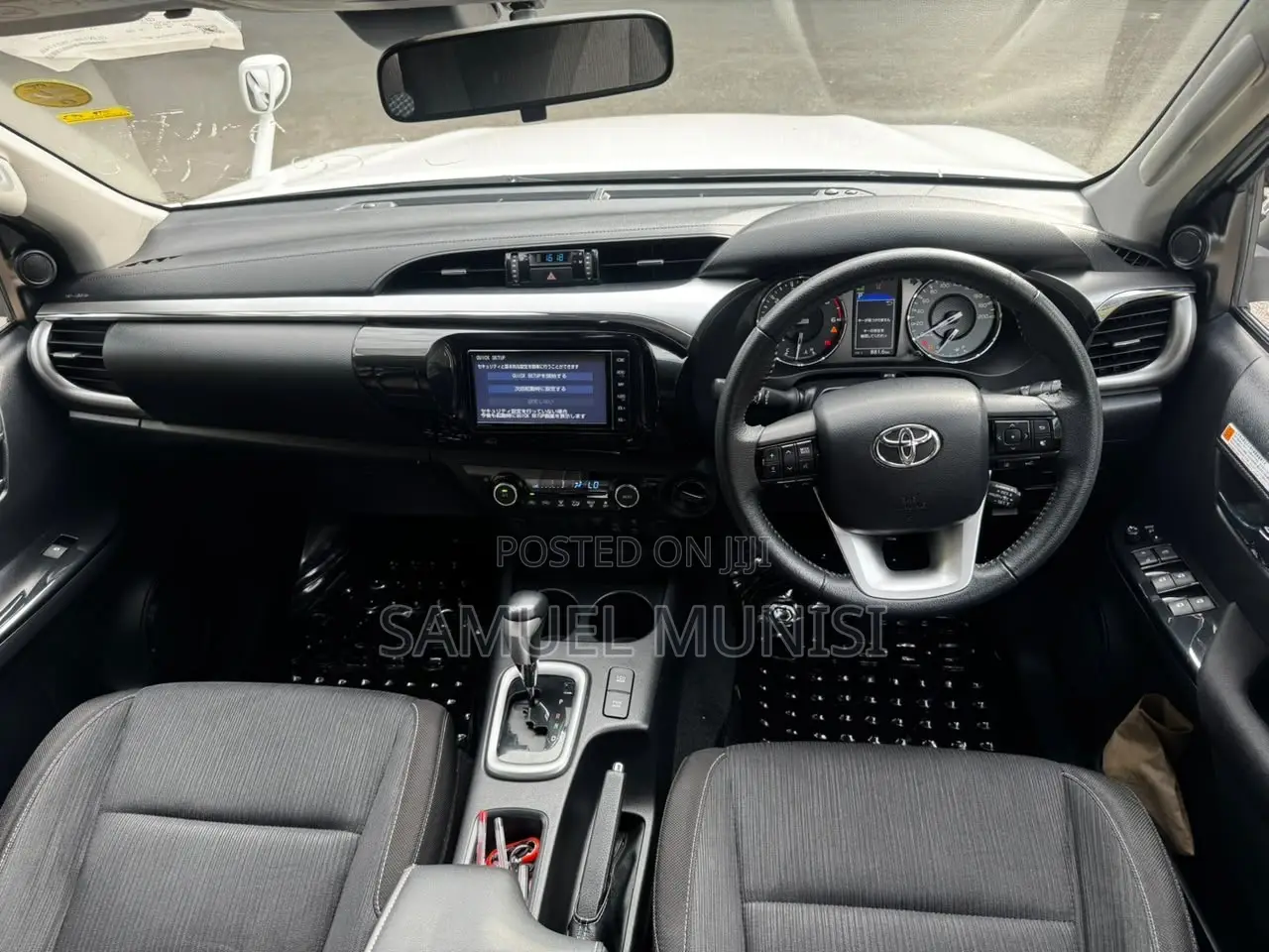 Toyota Hilux 2020 White