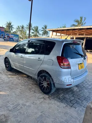 Toyota Corolla Spacio 2005 Silver