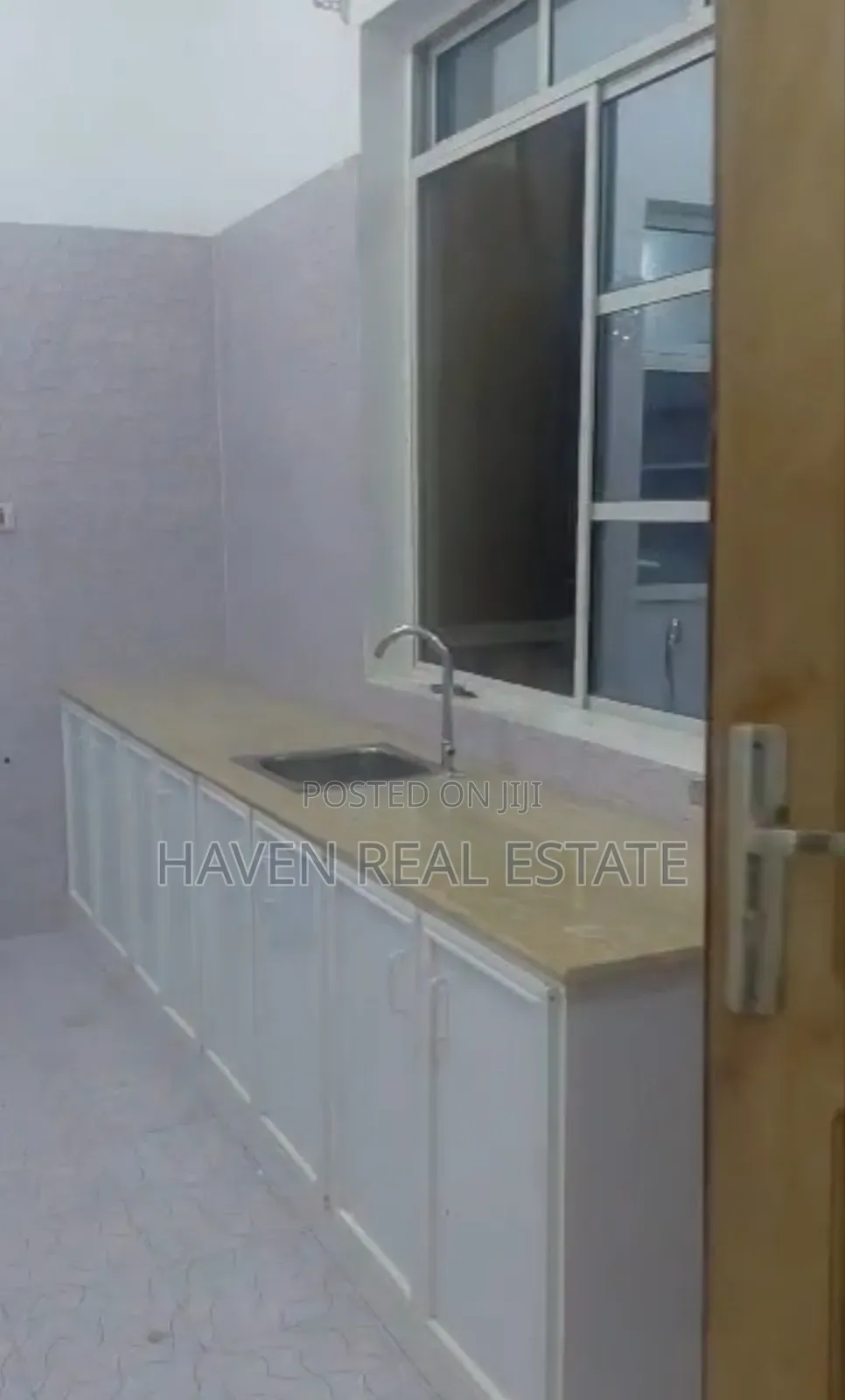 4bdrm Apartment in Mjini for rent