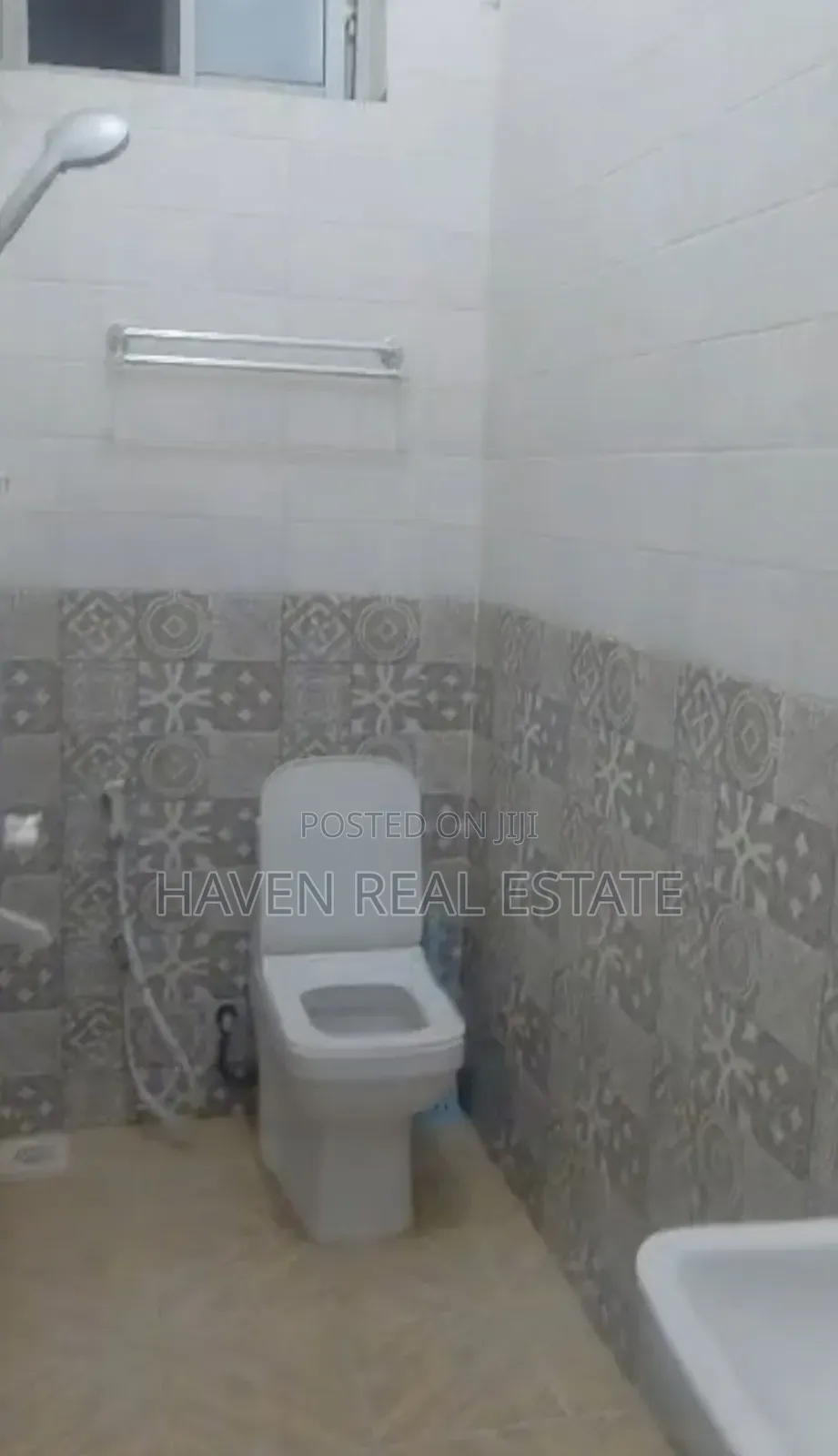 4bdrm Apartment in Mjini for rent