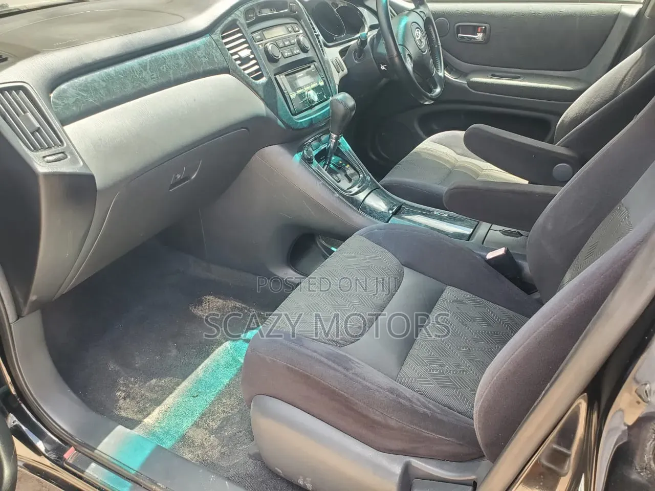 Toyota Kluger 2001 Black