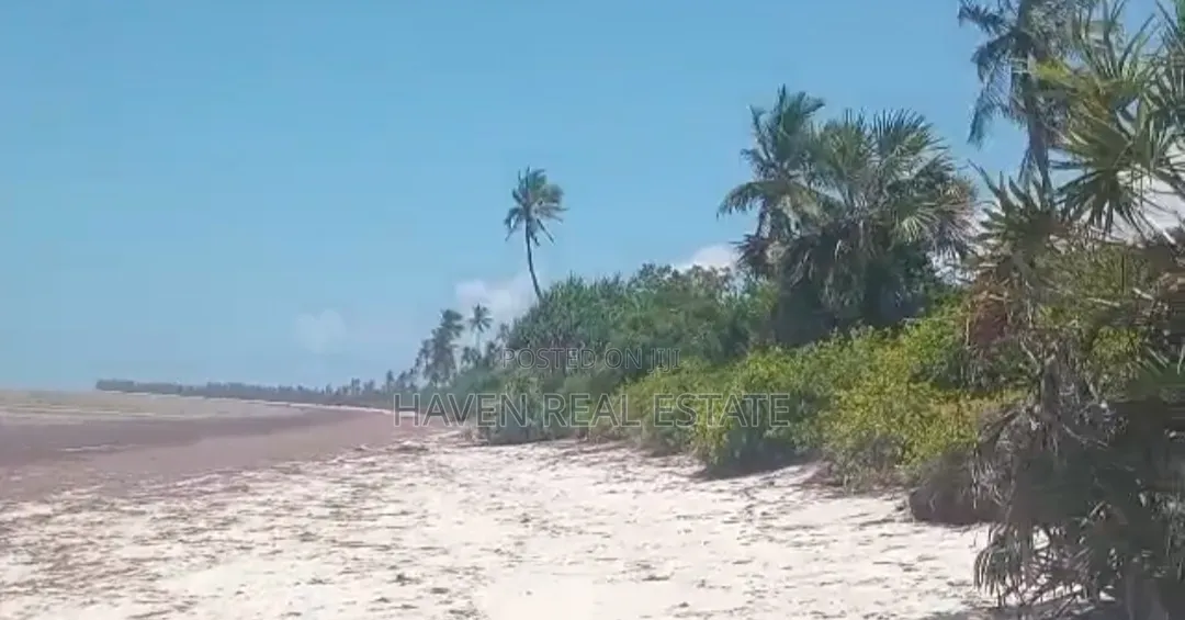 Beach Plot for Sale at Tanga Pangani