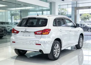 Mitsubishi RVR 2010 White