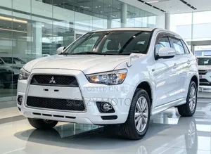 Mitsubishi RVR 2010 White