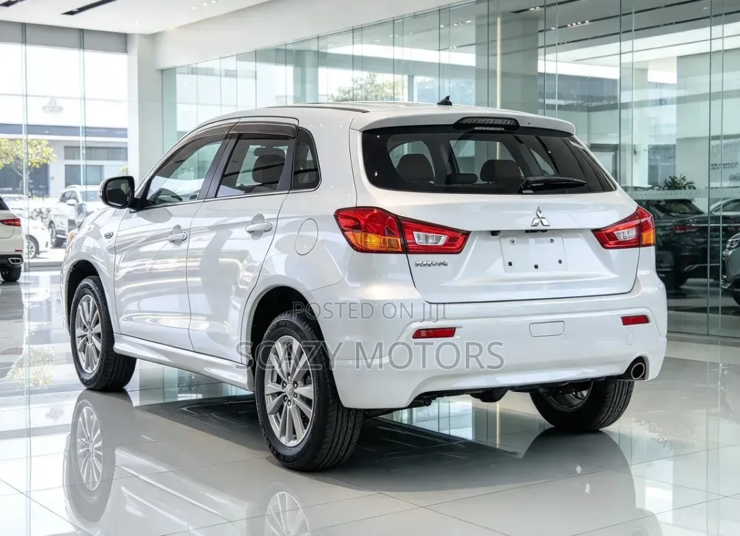 Mitsubishi RVR 2010 White