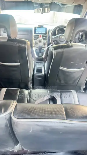 Toyota Rush 2008 Black