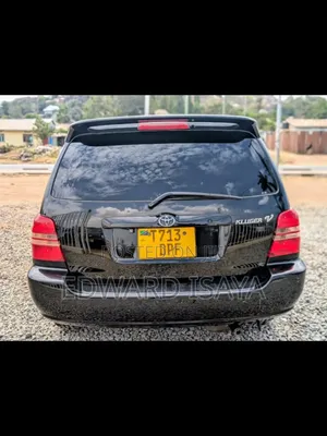 Toyota Kluger 2004 Black