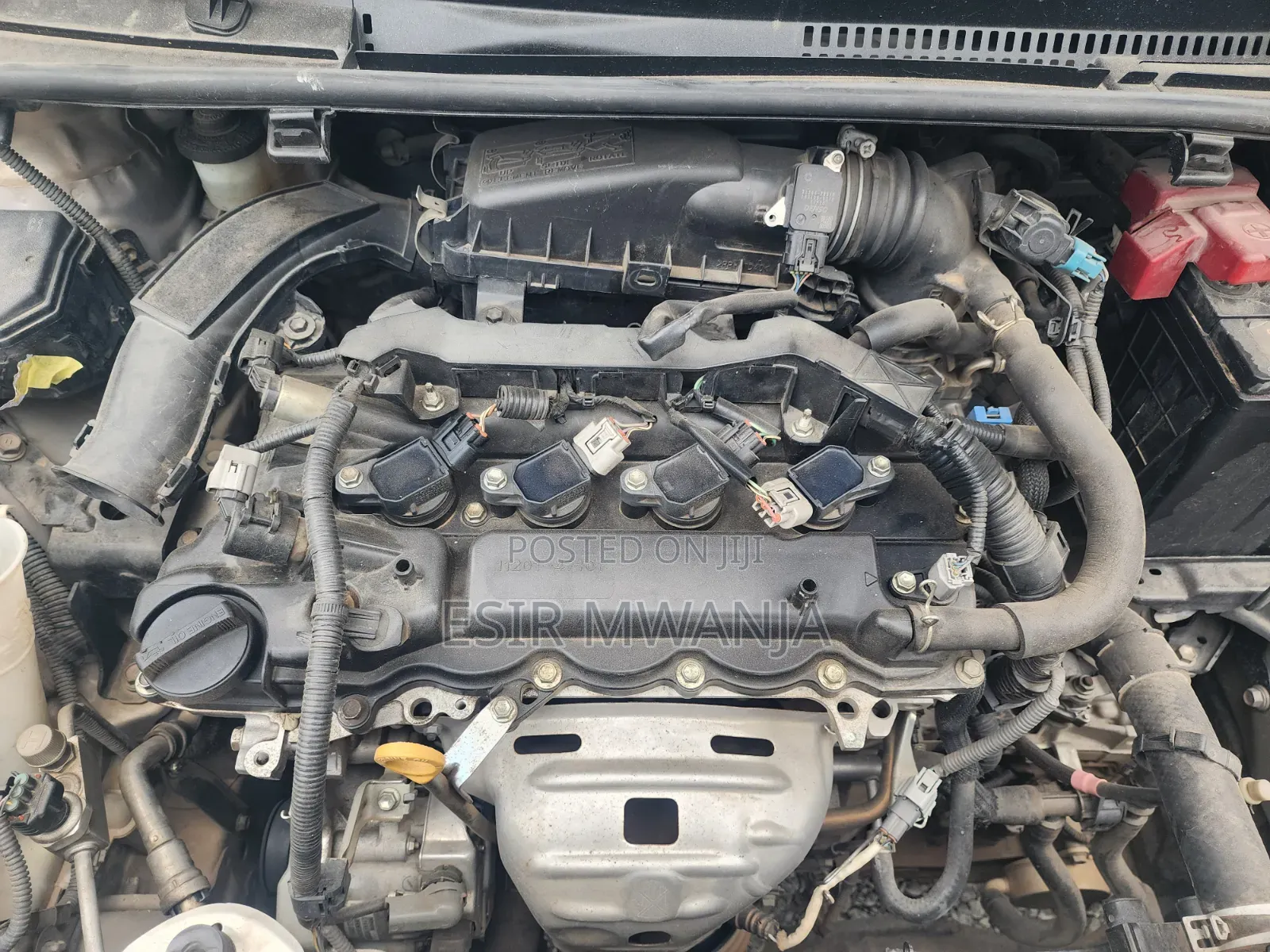 Toyota Vitz 2009 Silver
