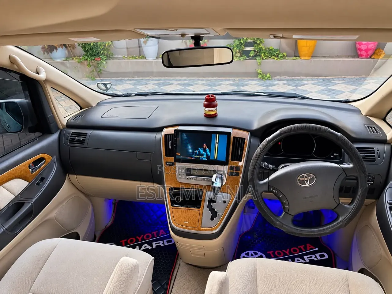 Toyota Alphard 2006 White