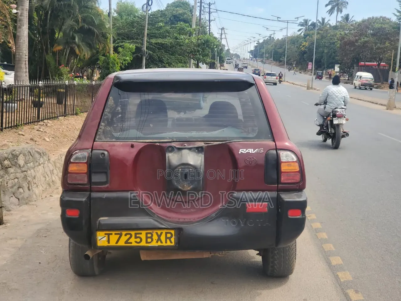 Toyota RAV4 1999 Red