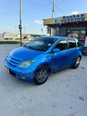 Toyota IST 2005 Blue