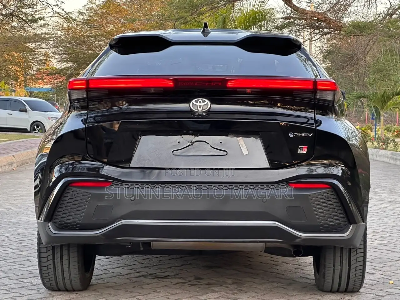 Toyota C-HR 2024 White