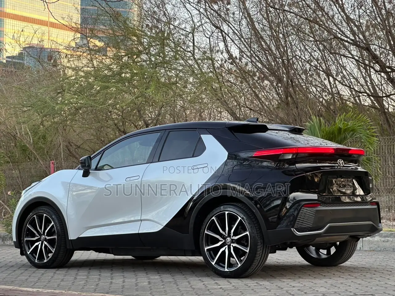 Toyota C-HR 2024 White