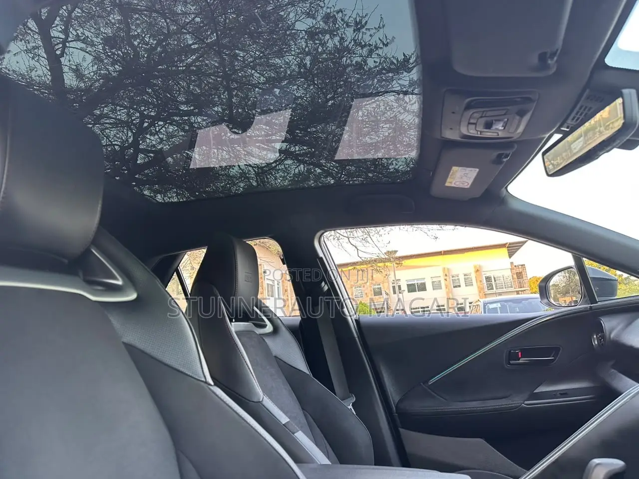 Toyota C-HR 2024 White