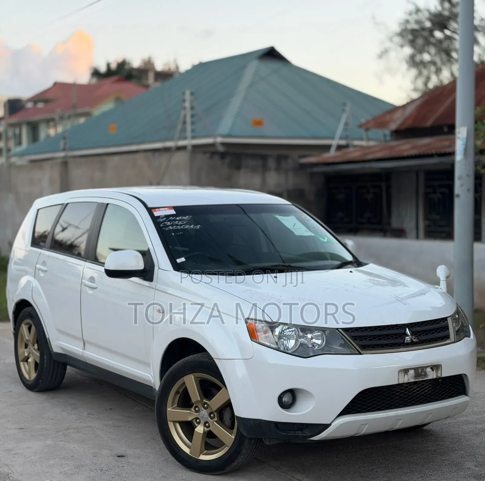 Mitsubishi Outlander 2008 White