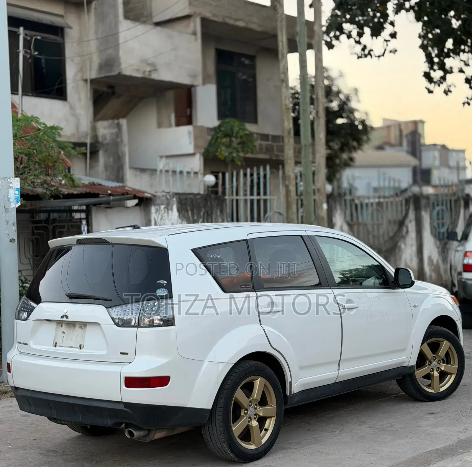 Mitsubishi Outlander 2008 White