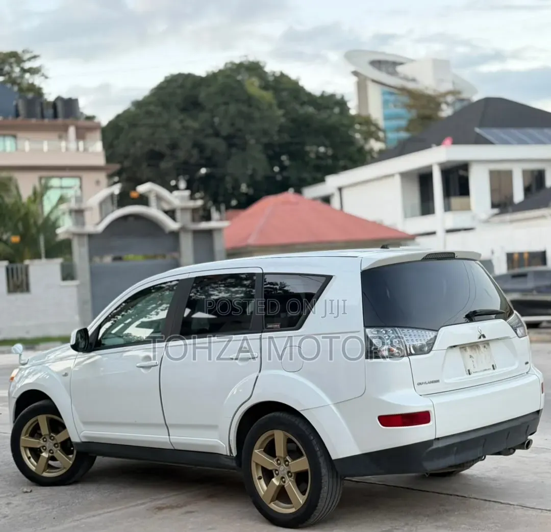 Mitsubishi Outlander 2008 White