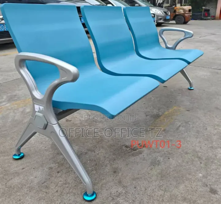 Waiting Chair (International)