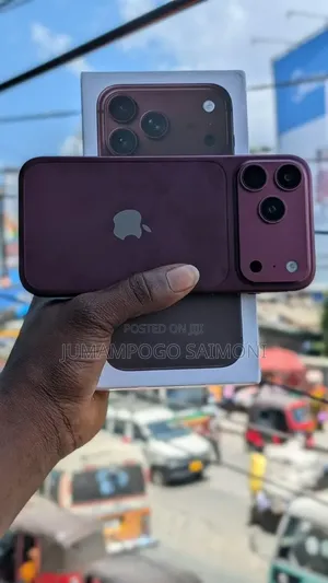 New Apple iPhone 18 Pro Max 512 GB Red