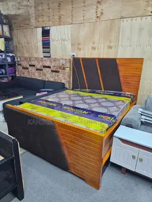 Kitanda Cha Mbao Mixer Bedsofa Ya 5/6