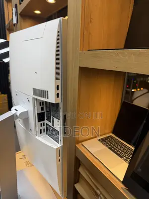 Desktop Computer HP EliteDesk 800 G4 8GB Intel Core i5 SSD 256GB