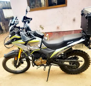 Honda CB 2026 Black