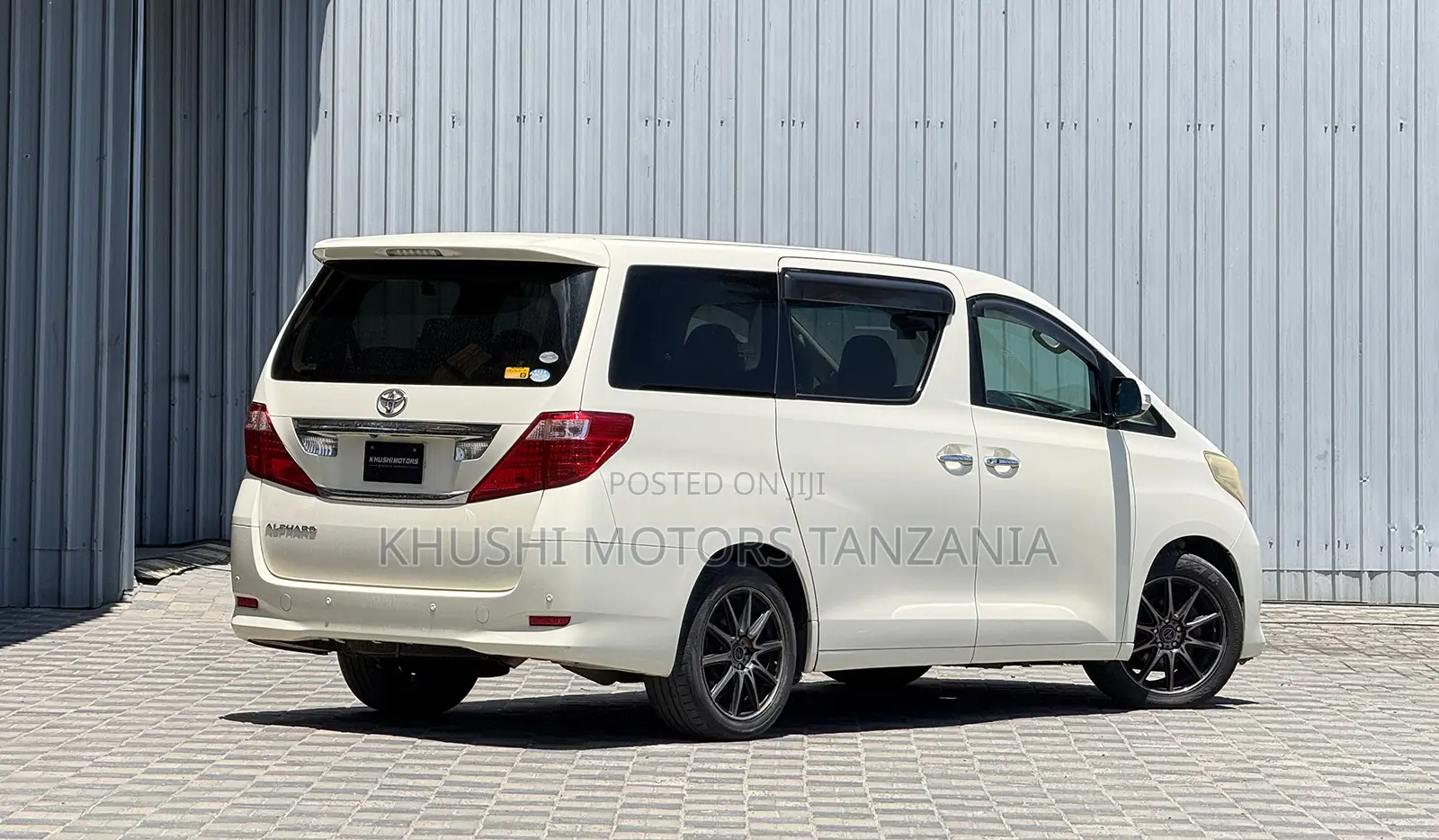 Toyota Alphard 2008 White
