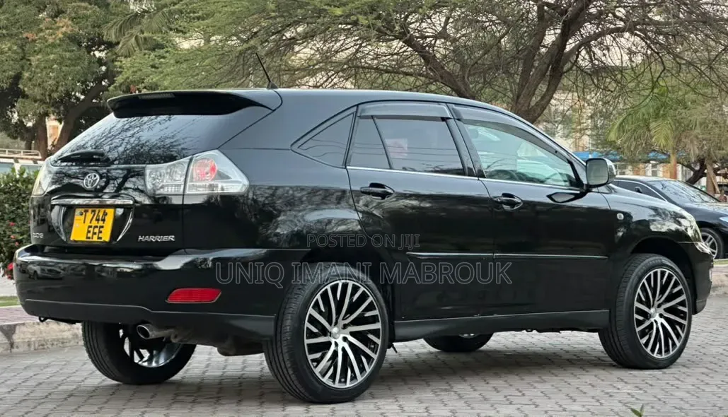 Toyota Harrier 2006 Black