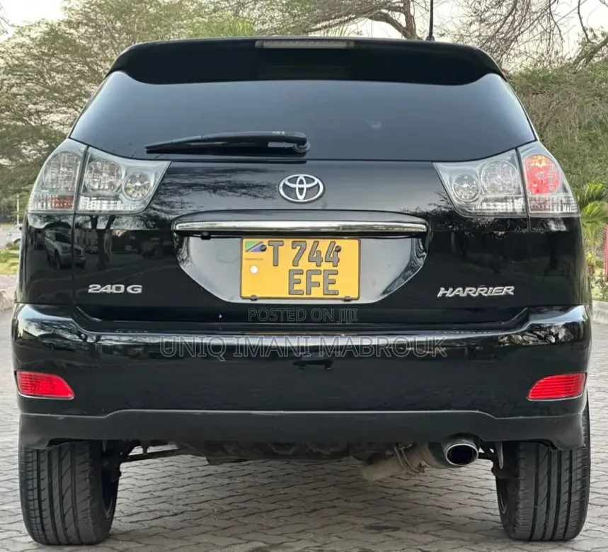 Toyota Harrier 2006 Black