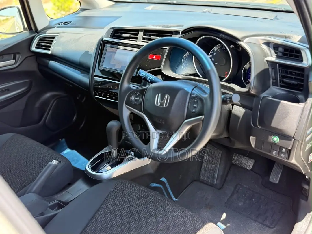 Honda Fit 2016 White