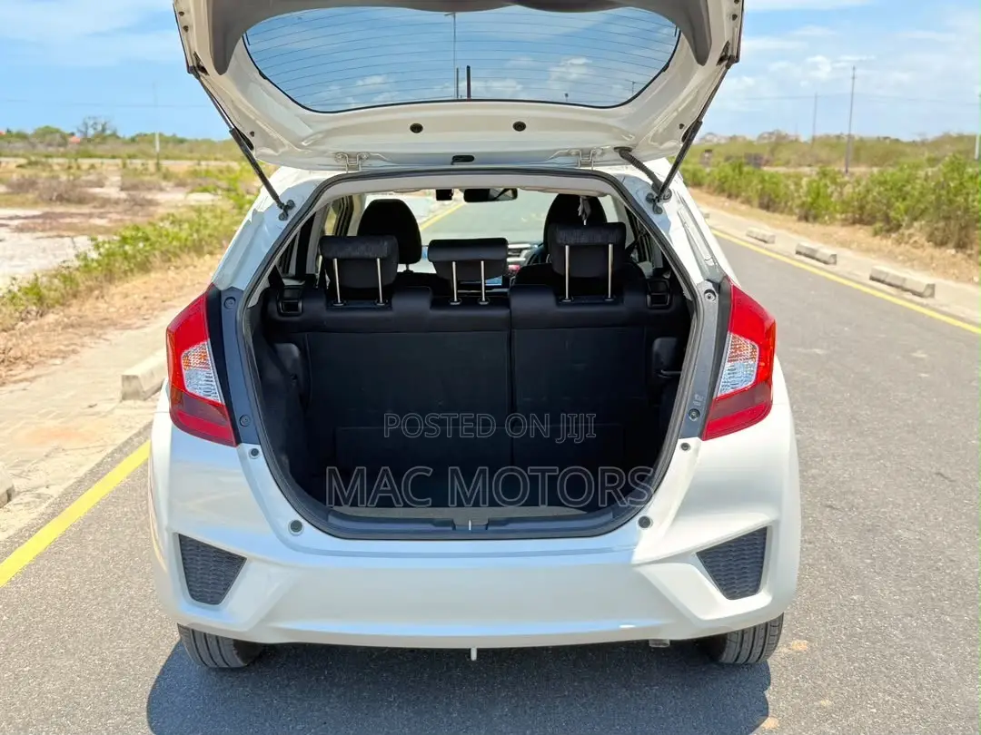 Honda Fit 2016 White