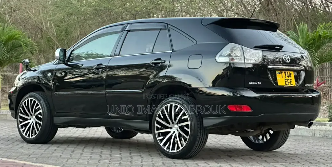 Toyota Harrier 2006 Black