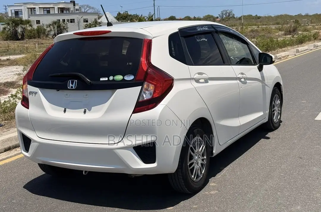 Honda Fit 2016 White