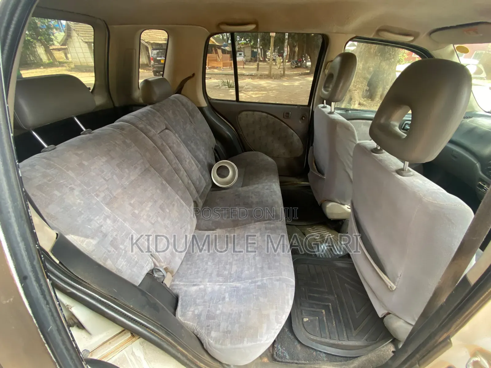 Toyota Raum 2000 Pearl