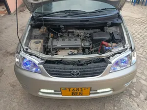 Toyota Corolla Spacio 2000 Silver