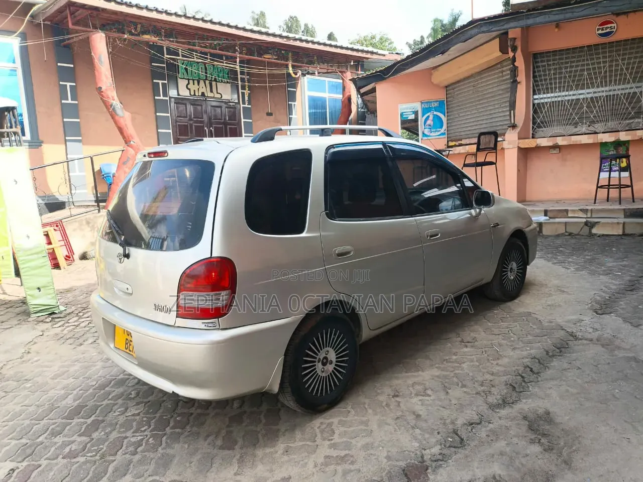 Toyota Corolla Spacio 2000 Silver