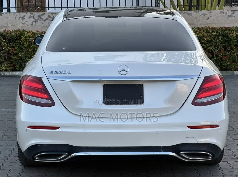 Mercedes-Benz E200 2017 White