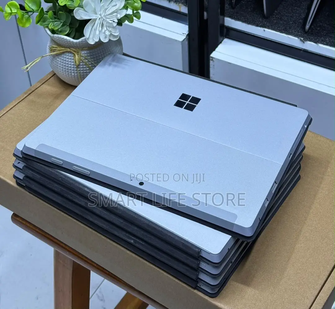 New Laptop Microsoft Surface Laptop 3 4GB Intel Core i3 SSD 128GB