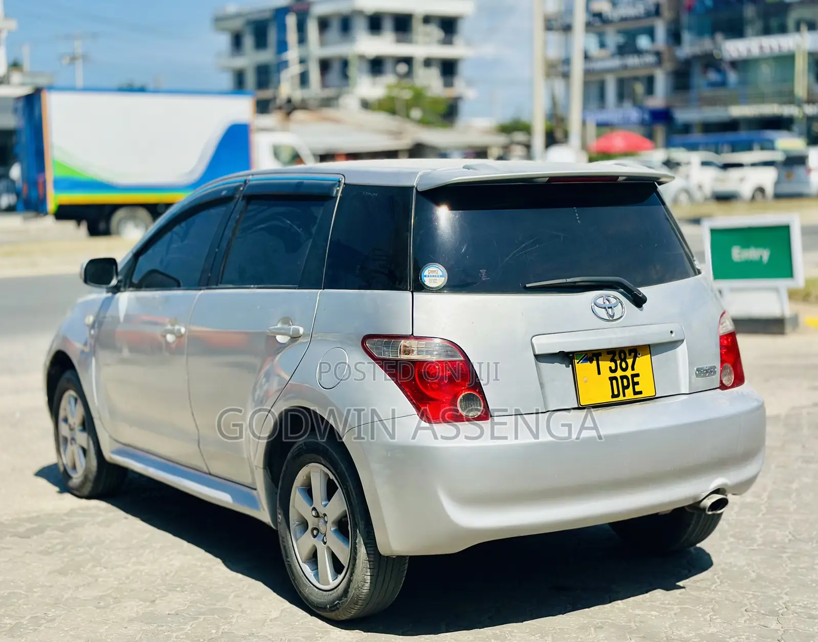 Toyota IST 2006 Silver