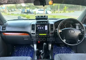 Toyota Land Cruiser Prado 2006 Black