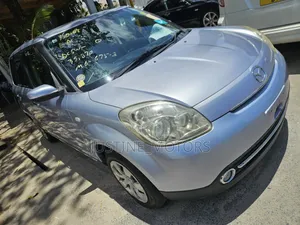 Mazda Verisa 2011 Silver