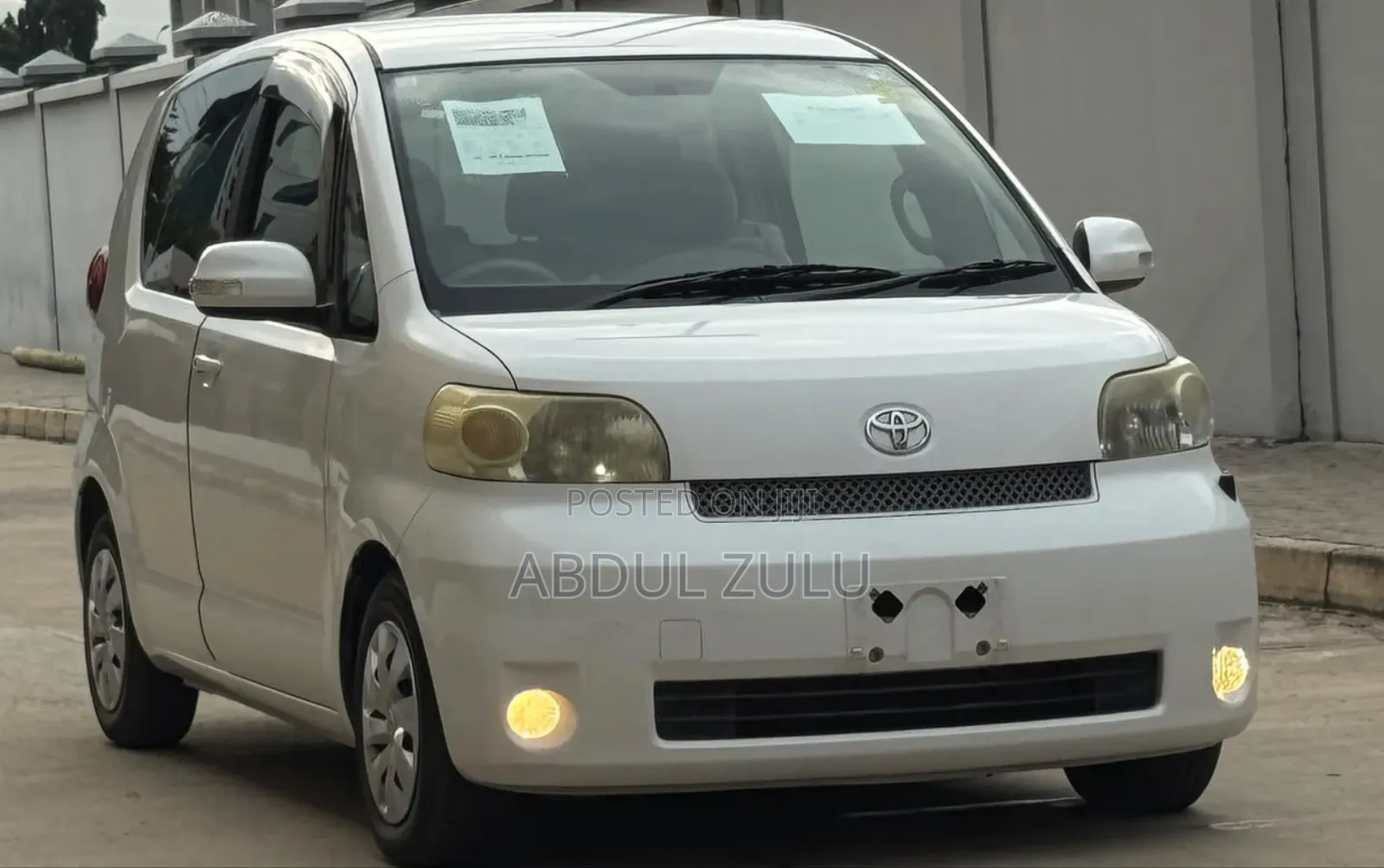Toyota Porte 2008 White