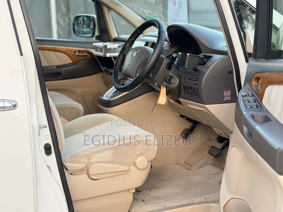 Toyota Alphard 2006 White