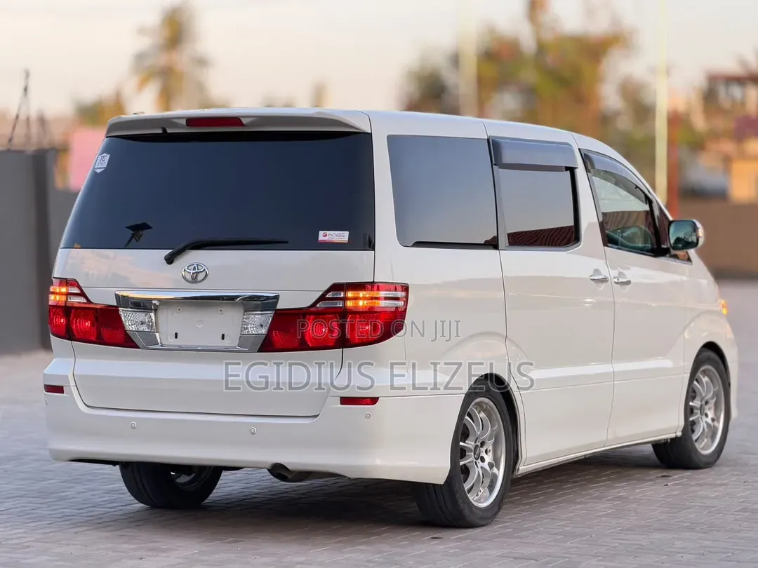Toyota Alphard 2006 White