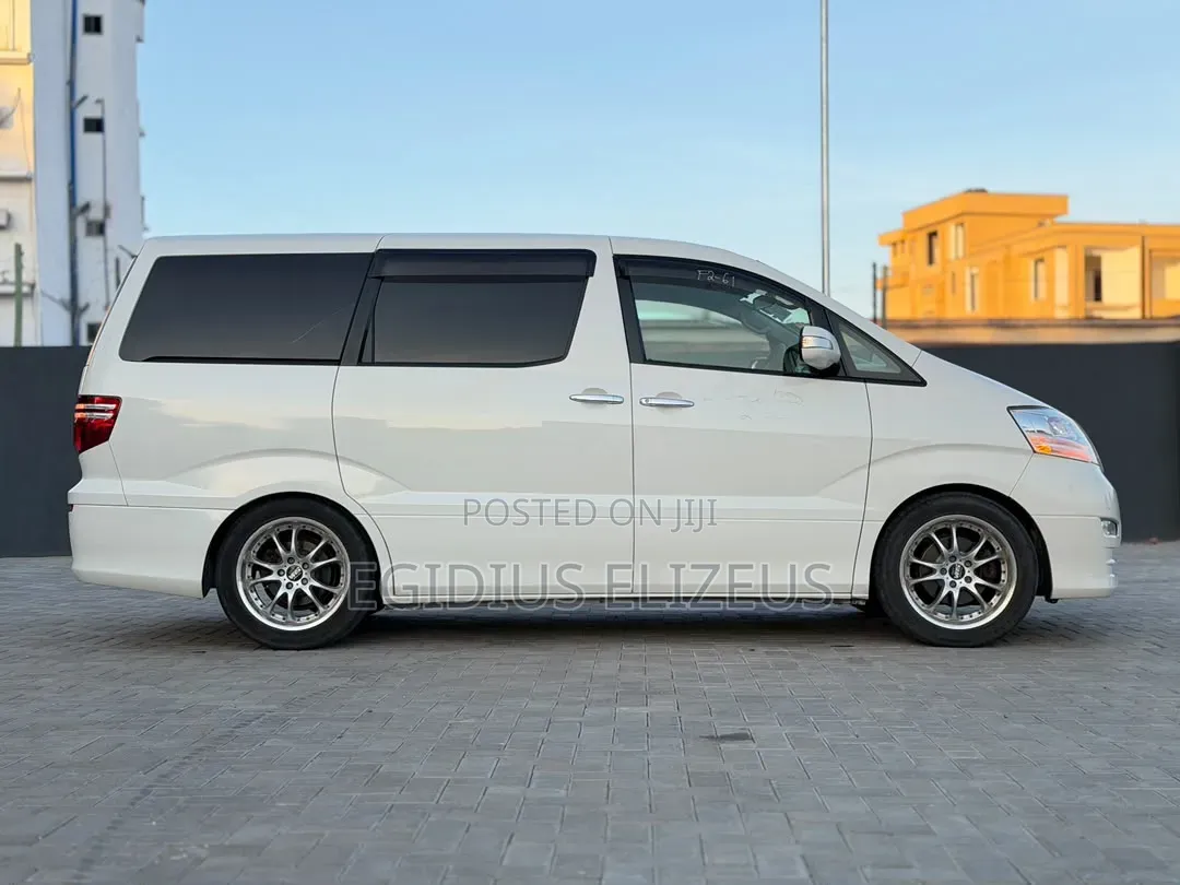 Toyota Alphard 2006 White