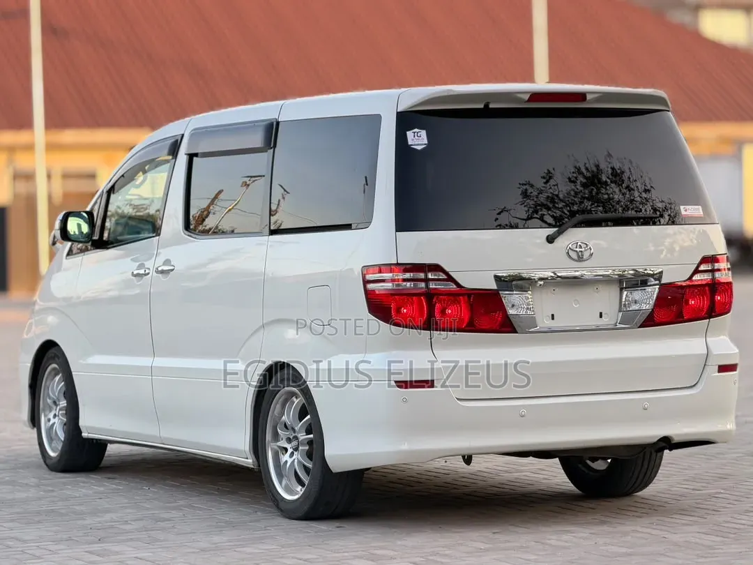 Toyota Alphard 2006 White