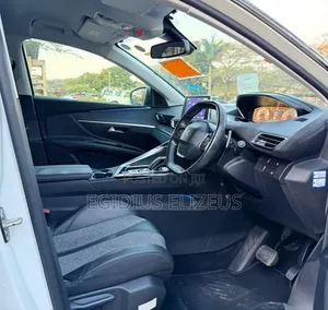 Peugeot 3008 2018 White