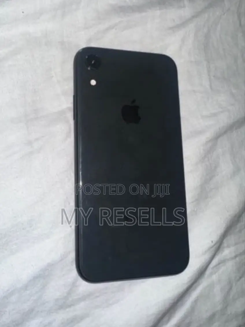 Apple iPhone XR 64 GB Black